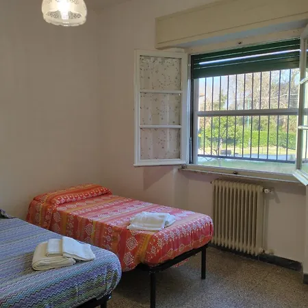 Eusepia, Di Fronte Di * טירניה